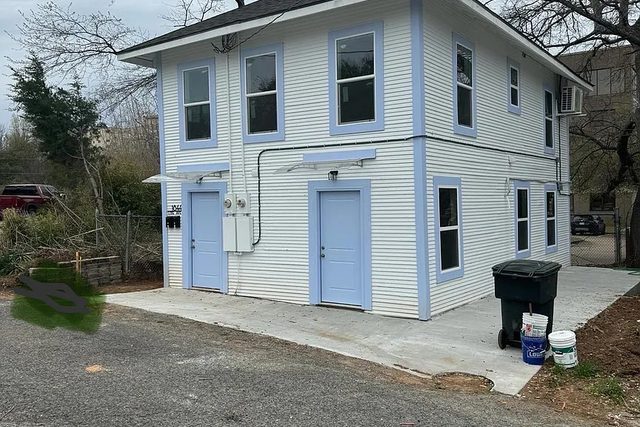 1844 Line Ave Unit 1