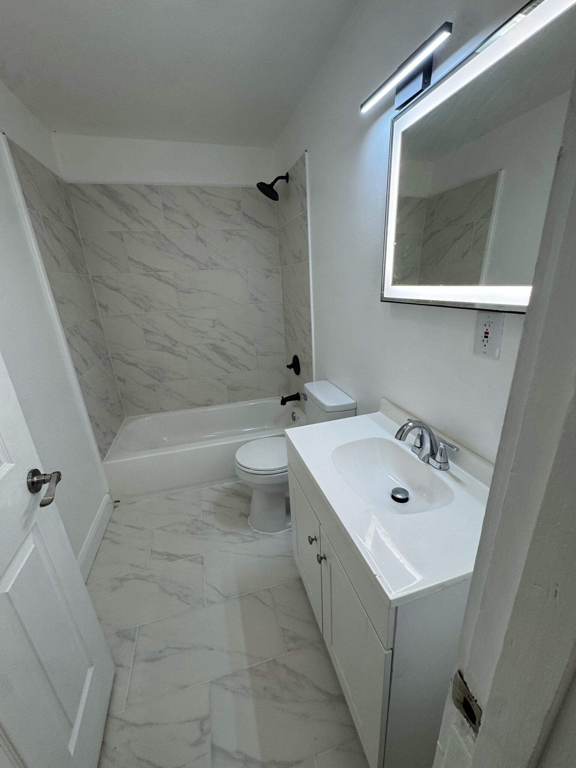 2032 Creswell Ave Unit 2 renovated